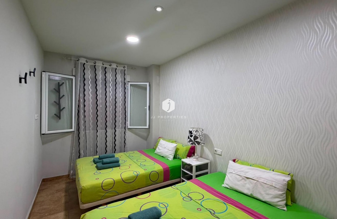 Resale - Apartment / flat -
Torrevieja - Acequion