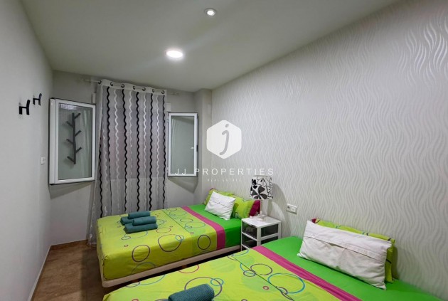 Resale - Apartment / flat -
Torrevieja - Acequion
