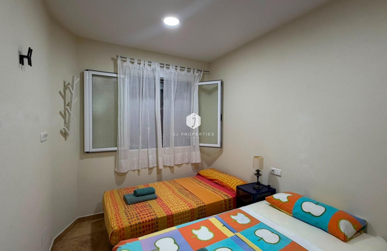 Resale - Apartment / flat -
Torrevieja - Acequion
