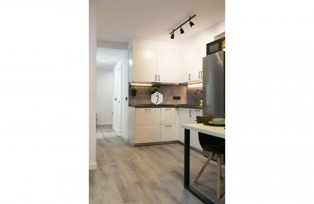 Tweedehands - Appartement / flat -
Torrevieja - Costa Blanca