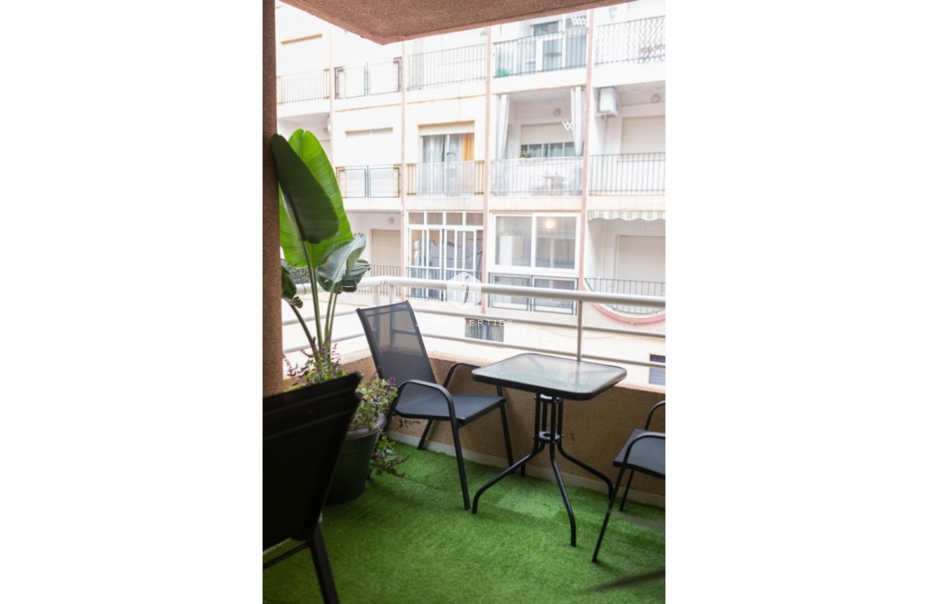 Tweedehands - Appartement / flat -
Torrevieja - Costa Blanca