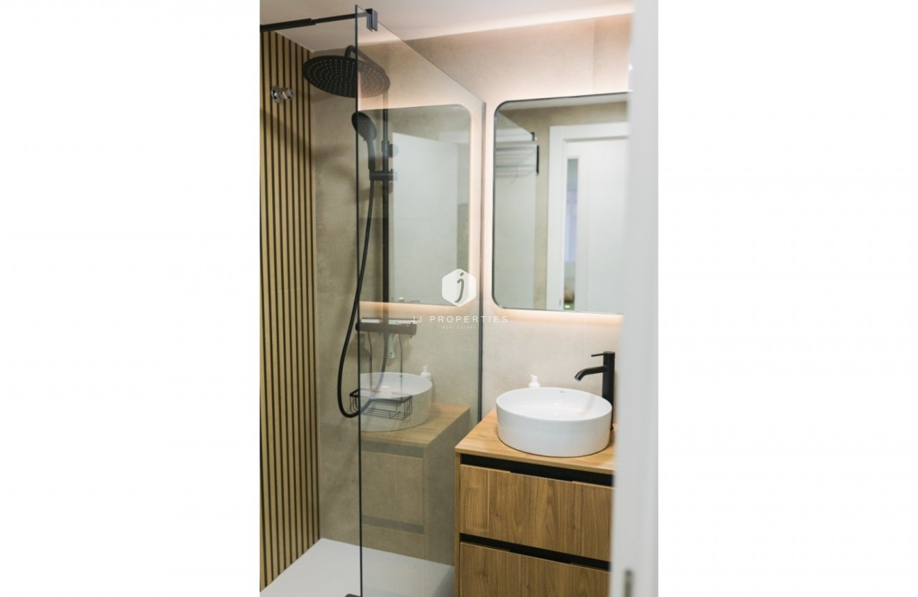 Tweedehands - Appartement / flat -
Torrevieja - Costa Blanca