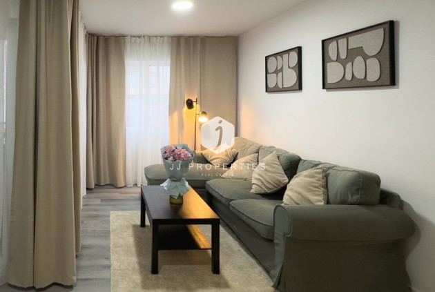 Tweedehands - Appartement / flat -
Torrevieja - Costa Blanca