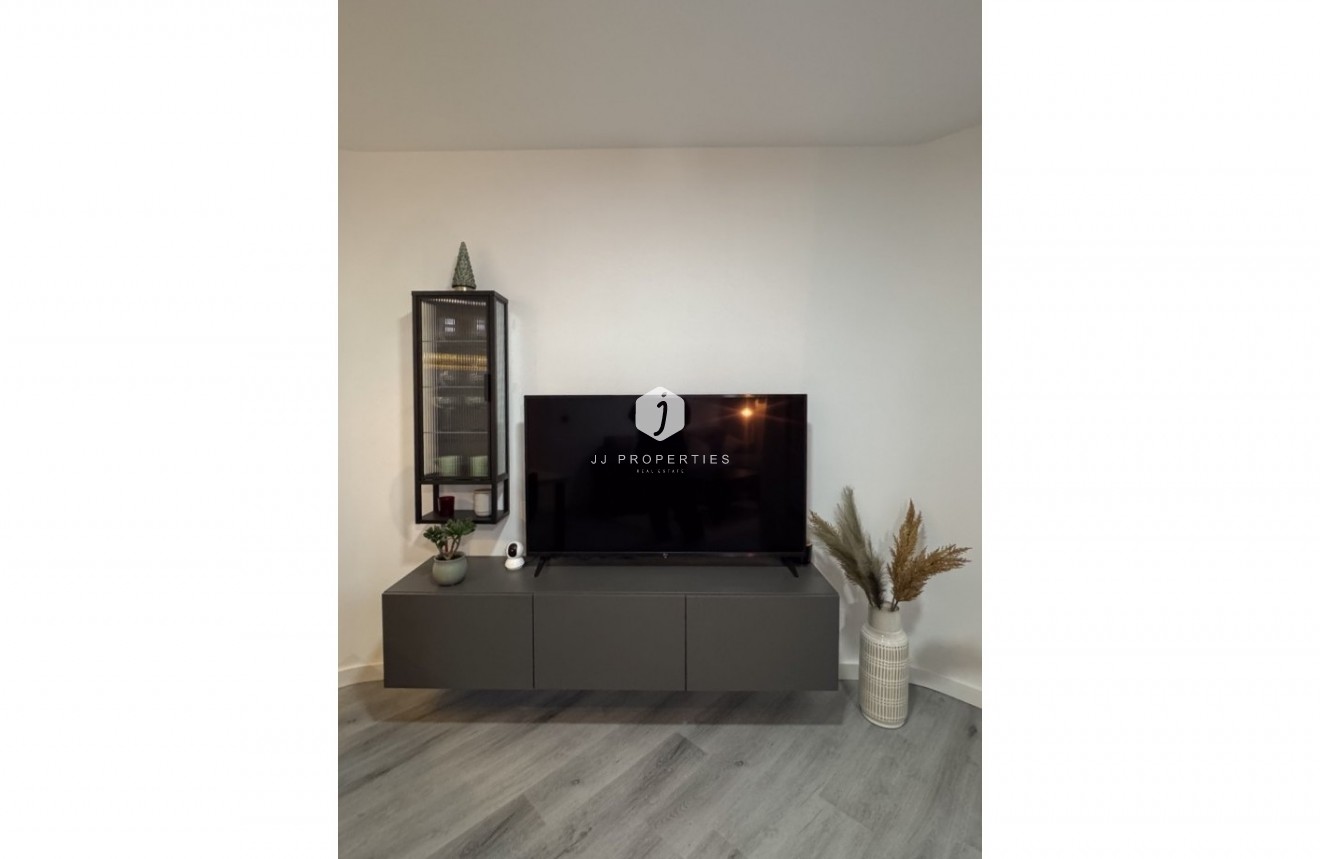 Tweedehands - Appartement / flat -
Torrevieja - Costa Blanca