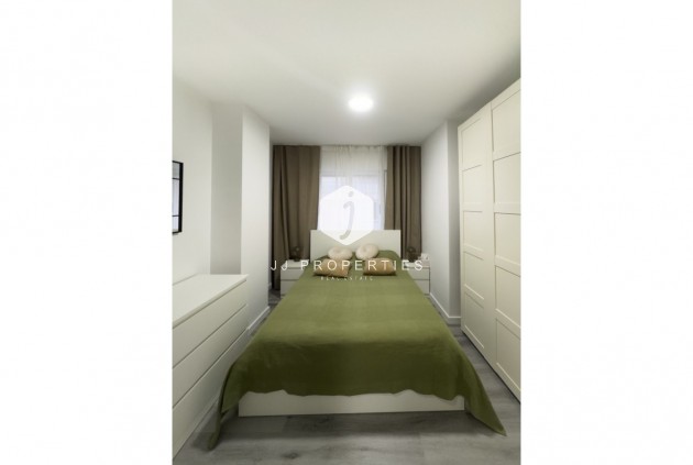 Tweedehands - Appartement / flat -
Torrevieja - Costa Blanca