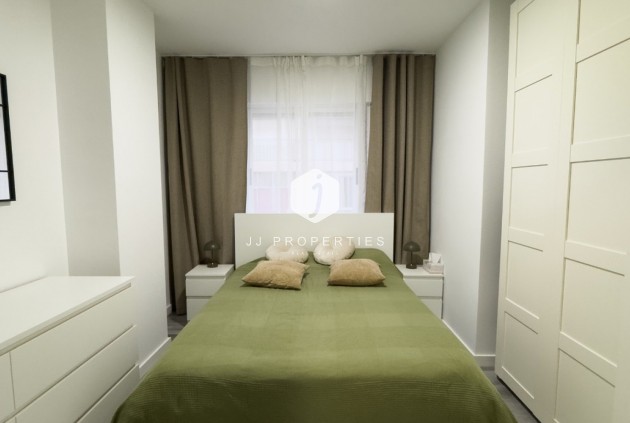 Tweedehands - Appartement / flat -
Torrevieja - Costa Blanca