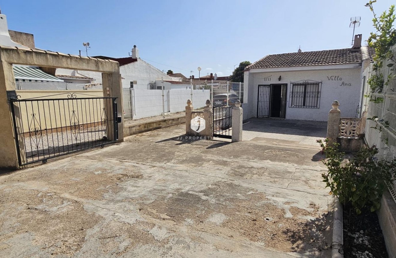 D'occasion - Chalet -
Torrevieja - Torreta Florida