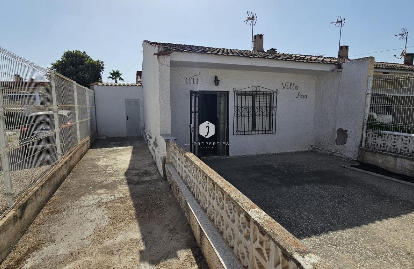 D'occasion - Chalet -
Torrevieja - Torreta Florida