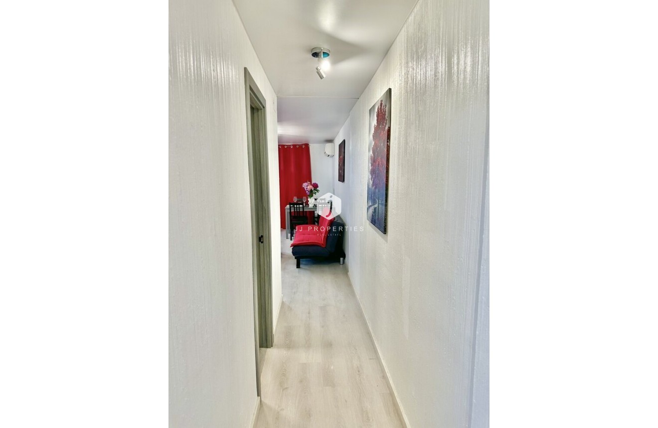 Tweedehands - Appartement / flat -
Torrevieja - Centro