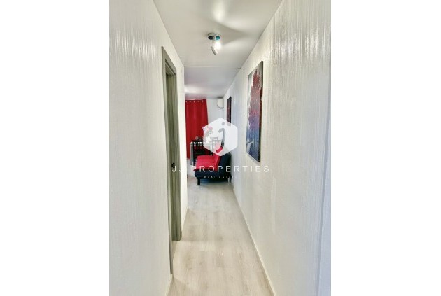 Tweedehands - Appartement / flat -
Torrevieja - Centro