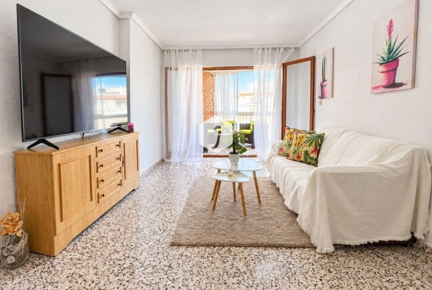 Tweedehands - Appartement / flat -
Torrevieja - Acequion