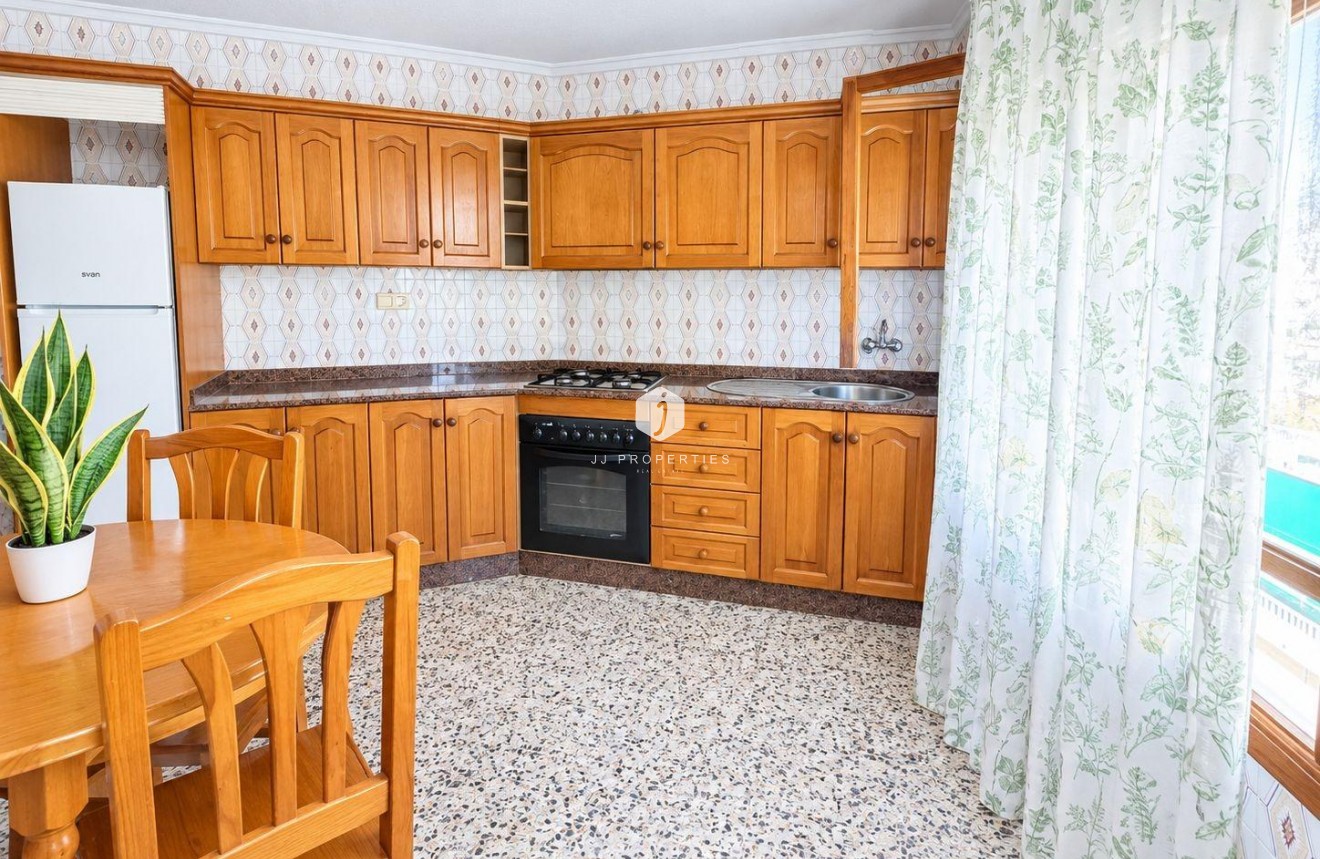 Tweedehands - Appartement / flat -
Torrevieja - Acequion