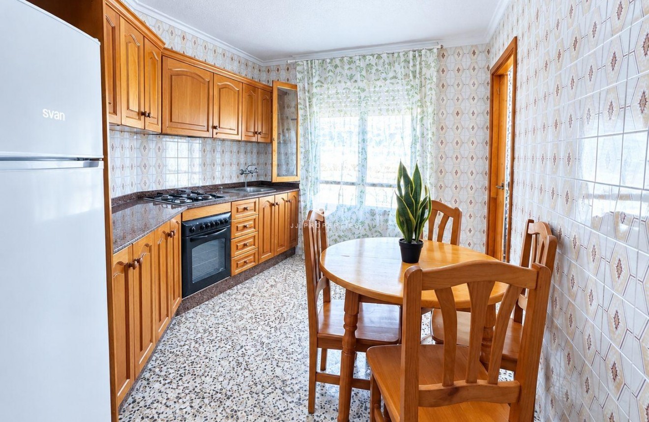 Tweedehands - Appartement / flat -
Torrevieja - Acequion