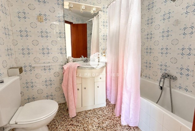 Tweedehands - Appartement / flat -
Torrevieja - Acequion