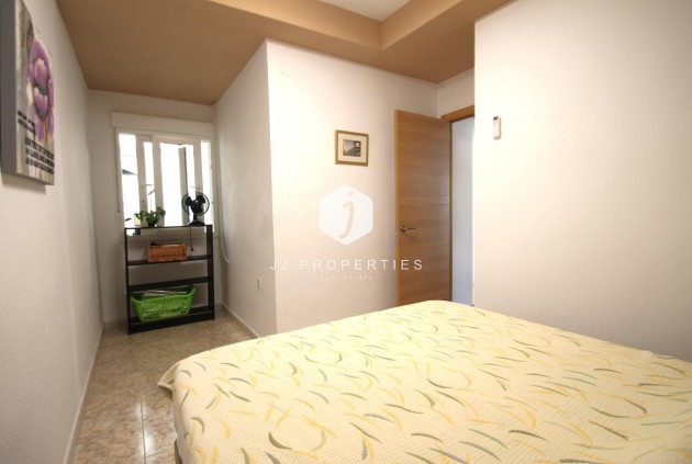 Resale - Apartment / flat -
Torrevieja - Playa de los Naufragos