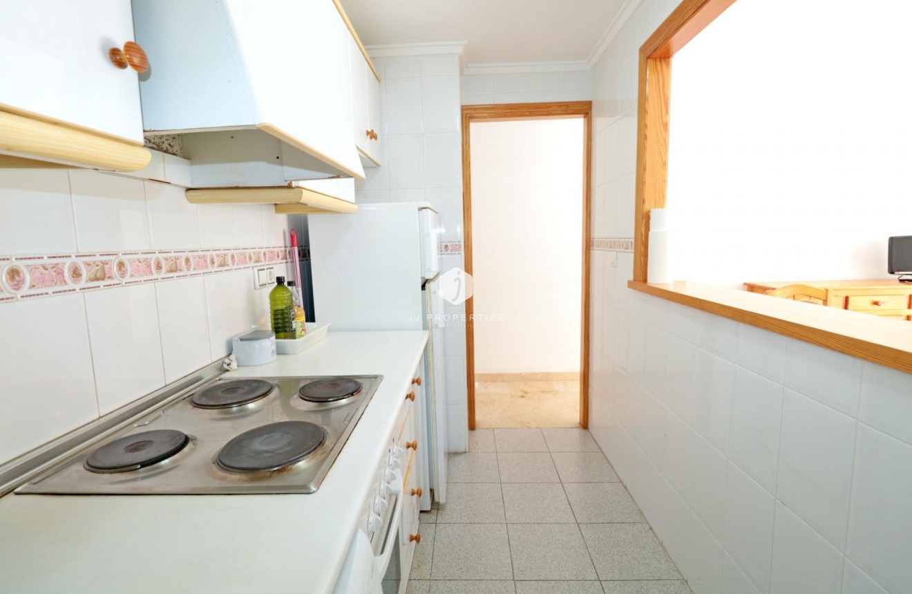 Resale - Apartment / flat -
Torrevieja - Playa del Cura