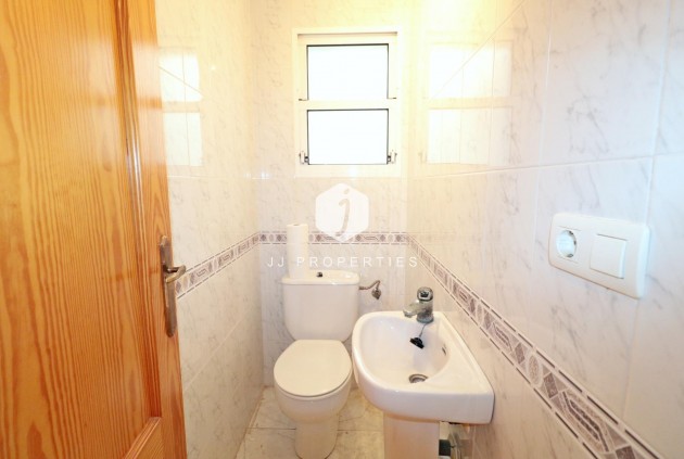 Resale - Apartment / flat -
Torrevieja - Playa del Cura
