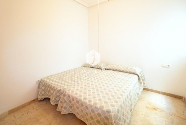 Resale - Apartment / flat -
Torrevieja - Playa del Cura