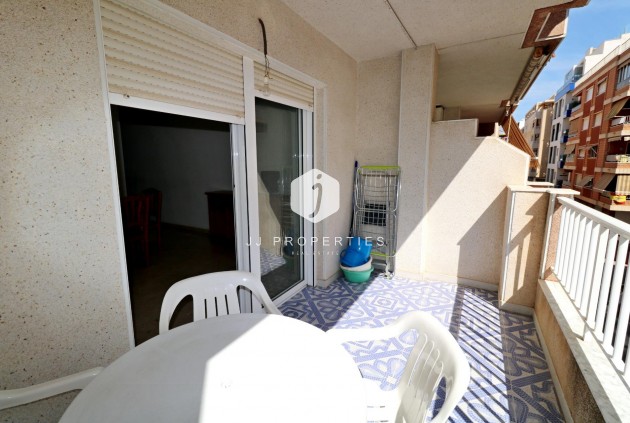 Resale - Apartment / flat -
Torrevieja - Playa del Cura