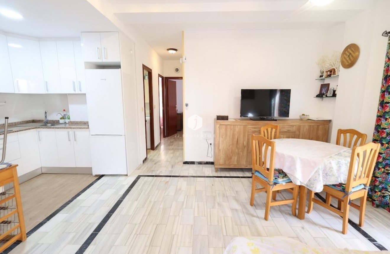 Tweedehands - Appartement / flat -
Torrevieja - Costa Blanca