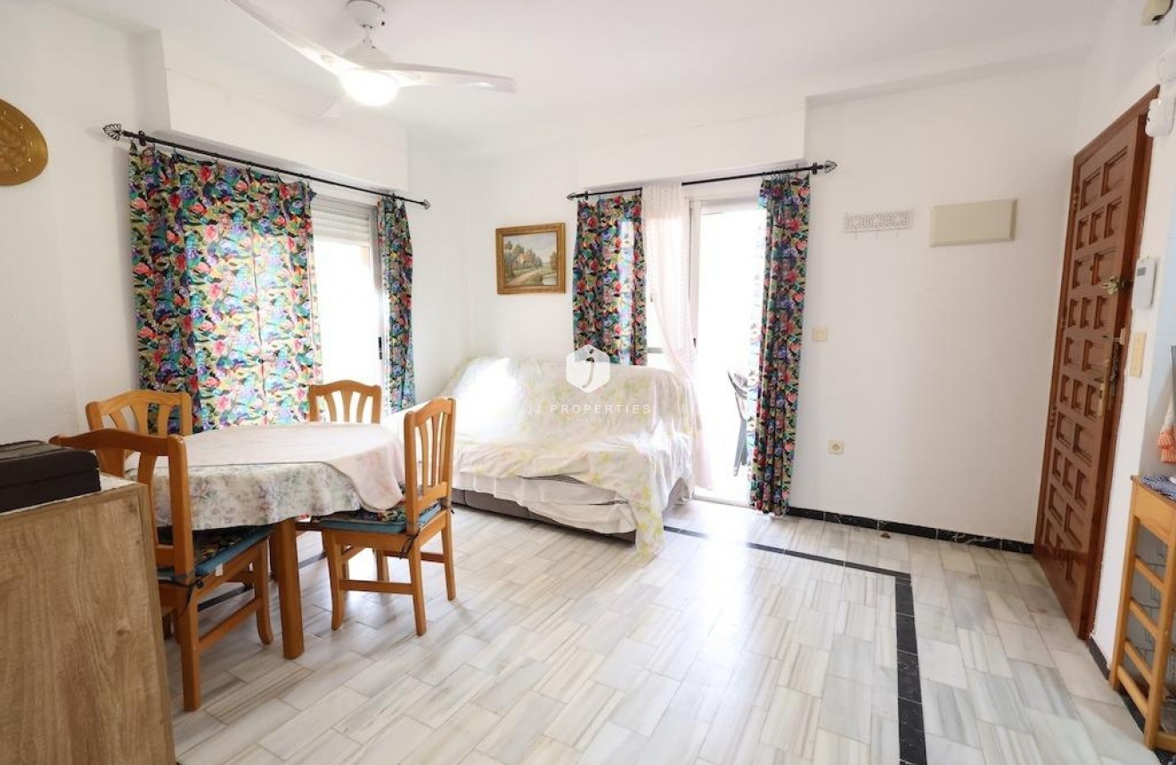 Tweedehands - Appartement / flat -
Torrevieja - Costa Blanca