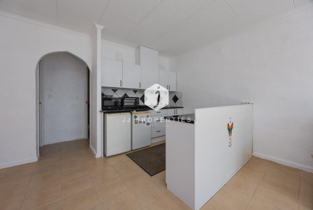 Resale - Chalet -
Torrevieja - La Siesta - El Salado - Torreta