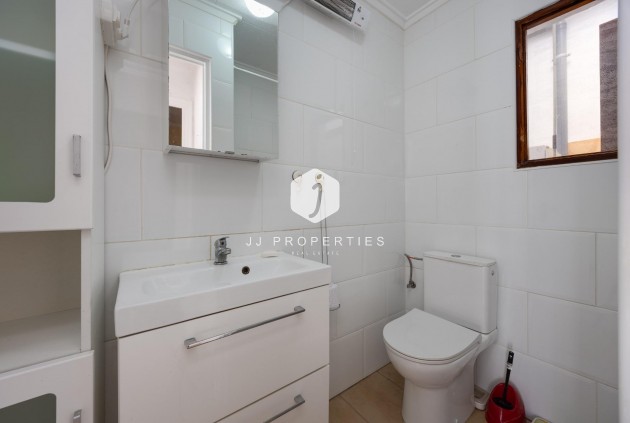 Resale - Chalet -
Torrevieja - La Siesta - El Salado - Torreta