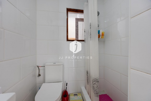 Resale - Chalet -
Torrevieja - La Siesta - El Salado - Torreta