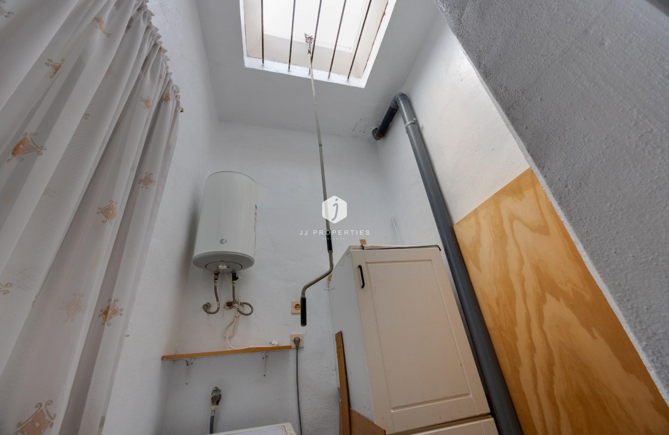 Resale - Chalet -
Torrevieja - La Siesta - El Salado - Torreta