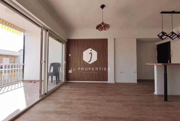 Z drugiej ręki - Daszek -
Punta Prima - Costa Blanca