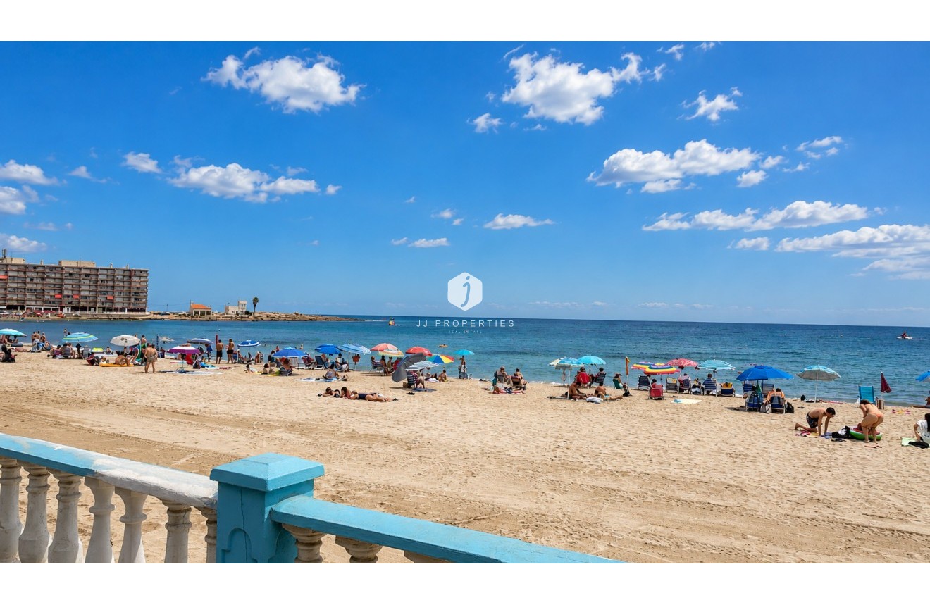 D'occasion - Appartement -
Torrevieja - Costa Blanca