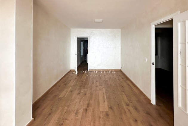 D'occasion - Appartement -
Torrevieja - Costa Blanca