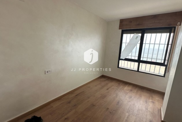 D'occasion - Appartement -
Torrevieja - Costa Blanca