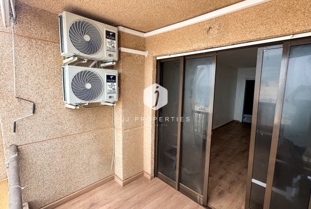 D'occasion - Appartement -
Torrevieja - Costa Blanca