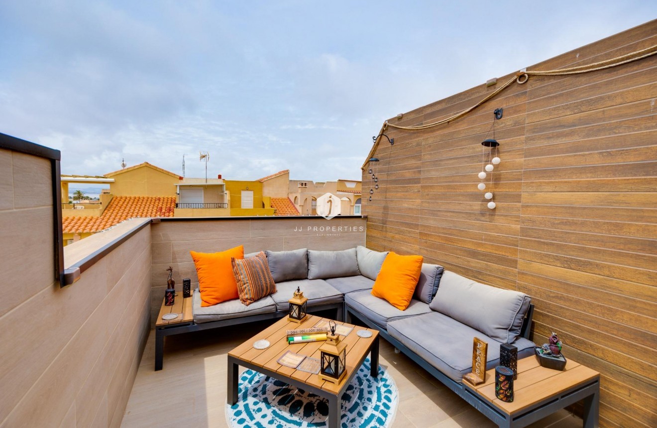 Tweedehands - Bungalow -
Torrevieja - La Siesta - El Salado - Torreta