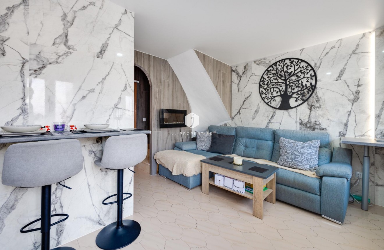 Tweedehands - Bungalow -
Torrevieja - La Siesta - El Salado - Torreta