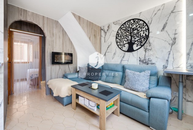 Tweedehands - Bungalow -
Torrevieja - La Siesta - El Salado - Torreta