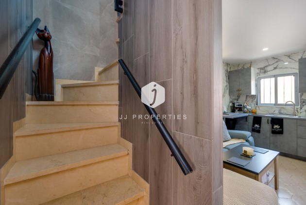 Tweedehands - Bungalow -
Torrevieja - La Siesta - El Salado - Torreta