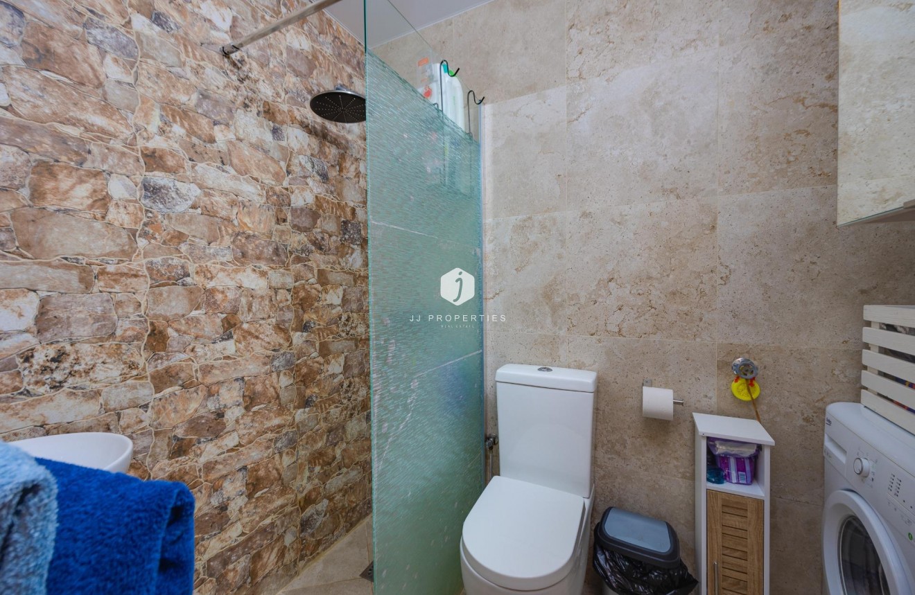 Tweedehands - Bungalow -
Torrevieja - La Siesta - El Salado - Torreta