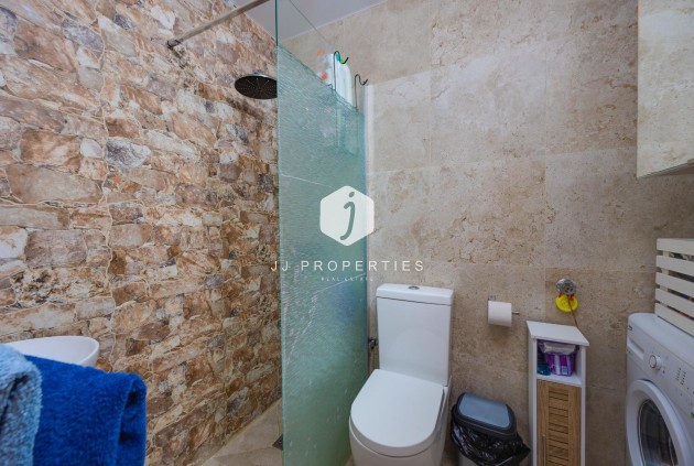 Tweedehands - Bungalow -
Torrevieja - La Siesta - El Salado - Torreta