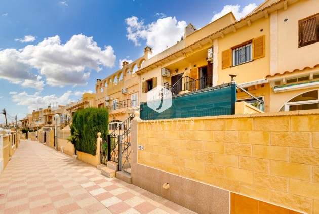 Tweedehands - Bungalow -
Torrevieja - La Siesta - El Salado - Torreta