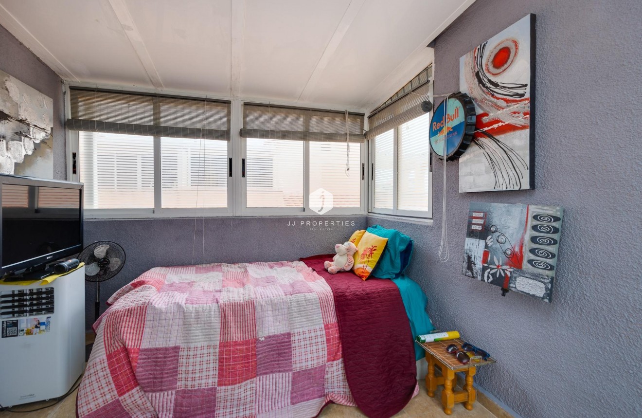 Tweedehands - Bungalow -
Torrevieja - La Siesta - El Salado - Torreta