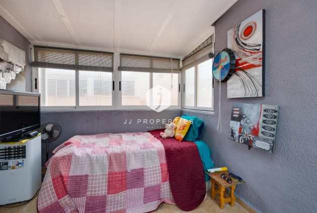 Tweedehands - Bungalow -
Torrevieja - La Siesta - El Salado - Torreta