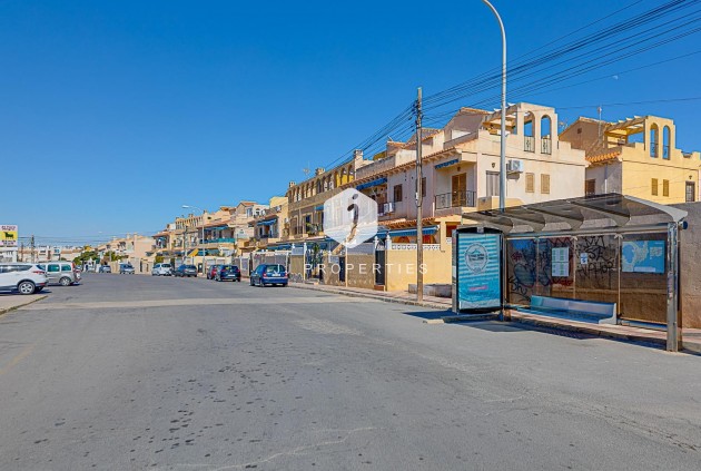 Tweedehands - Bungalow -
Torrevieja - La Siesta - El Salado - Torreta