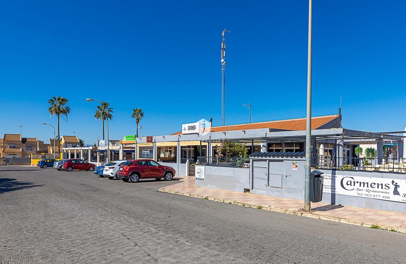 Tweedehands - Bungalow -
Torrevieja - La Siesta - El Salado - Torreta