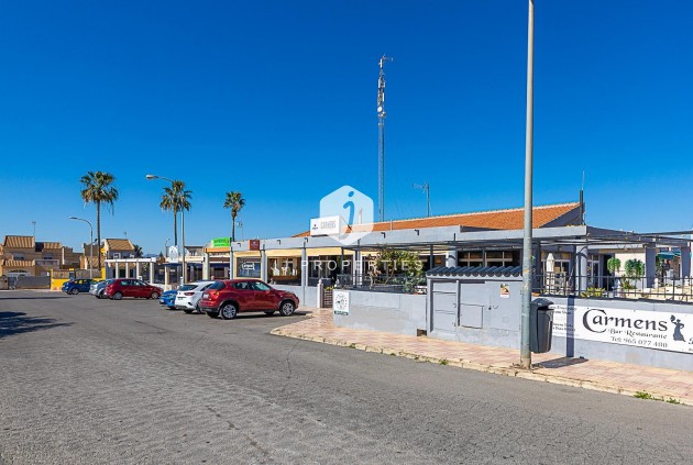 Tweedehands - Bungalow -
Torrevieja - La Siesta - El Salado - Torreta