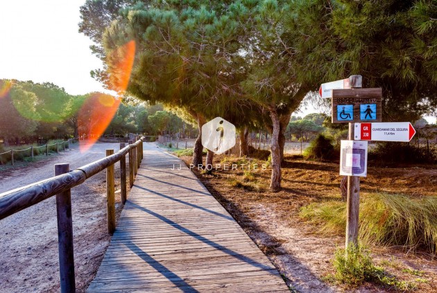 Tweedehands - Bungalow -
Torrevieja - La Siesta - El Salado - Torreta