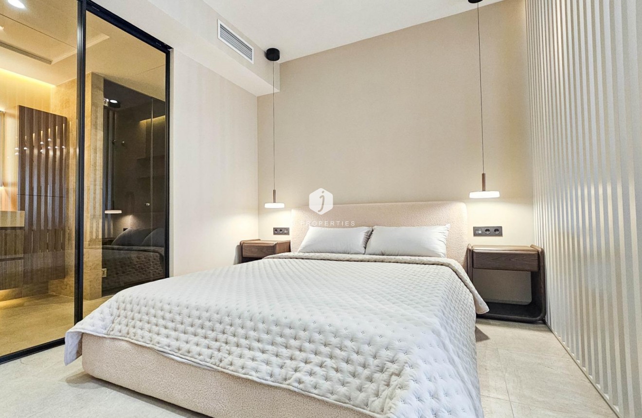 Tweedehands - Appartement / flat -
Torrevieja - Playa de los Locos