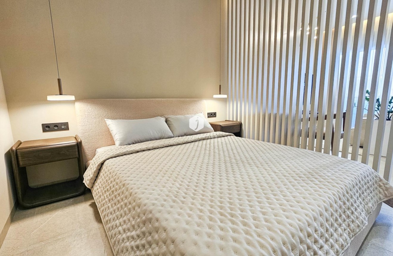 Tweedehands - Appartement / flat -
Torrevieja - Playa de los Locos