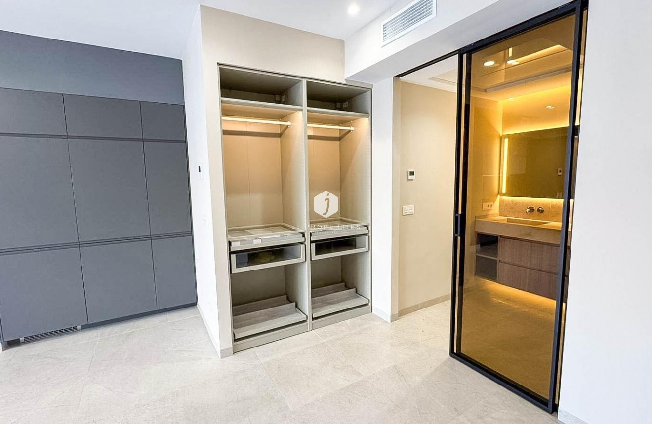 Tweedehands - Appartement / flat -
Torrevieja - Playa de los Locos